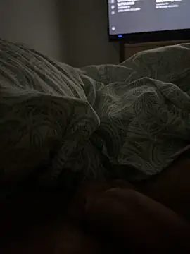 derschmeichler04 online show from October 21, 2:14 am