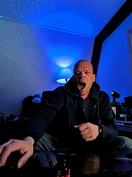 Kinky Play1 online show from January 6, 8:46 pm