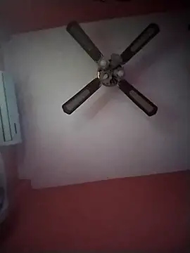 Danii2005 online show from November 11, 7:08 pm