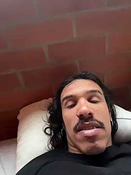 caiiobahia online show from February 10, 11:48 am