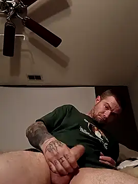 DadDDick925 online show from November 7, 8:28 am