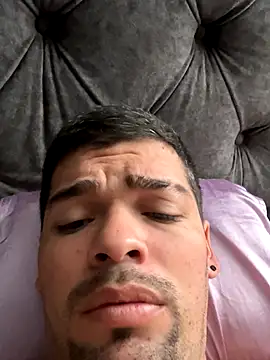 Alexstrw online show from October 22, 12:09 pm