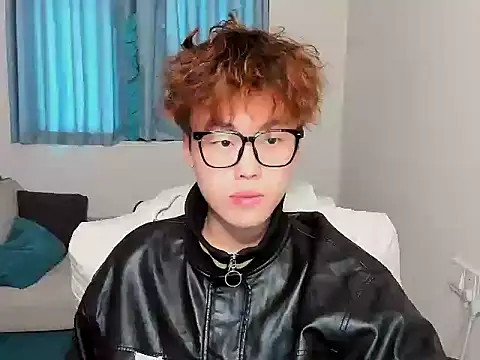 L1kuto online show from October 24, 8:27 am