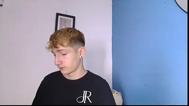 Erick Taylor3 online show from April 18, 7:58 pm