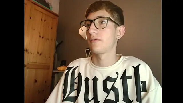 Erick Taylor3 online show from December 21, 8:50 pm