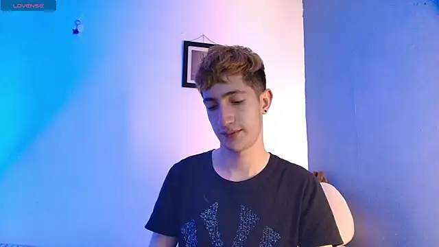 Erick Taylor3 online show from June 1, 9:04 pm