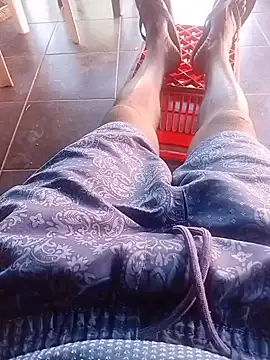 younggblackkCOCK19 online show from March 10, 2:45 pm