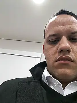 Jervaz online show from October 31, 2:02 am