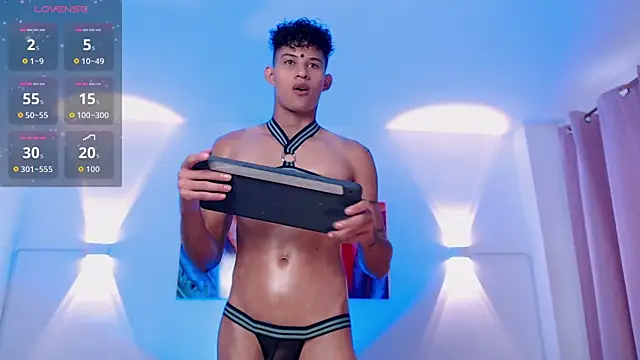 KamiSuarez online show from April 9, 6:47 pm