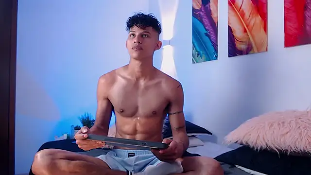 KamiSuarez online show from March 21, 6:34 pm