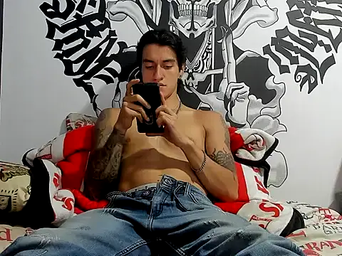 Damian-Leclair online show from May 22, 3:11 am