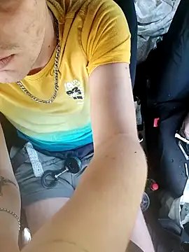 THOMMONSTER5299 online show from December 3, 8:20 am