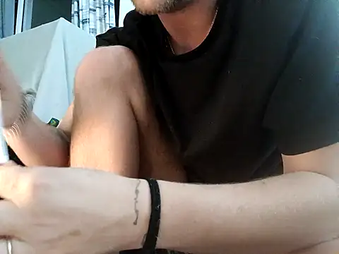 THOMMONSTER5299 online show from November 20, 10:19 pm