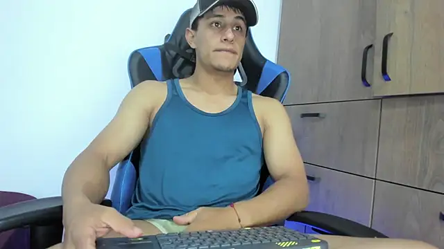 dorman boy online show from December 23, 3:48 am