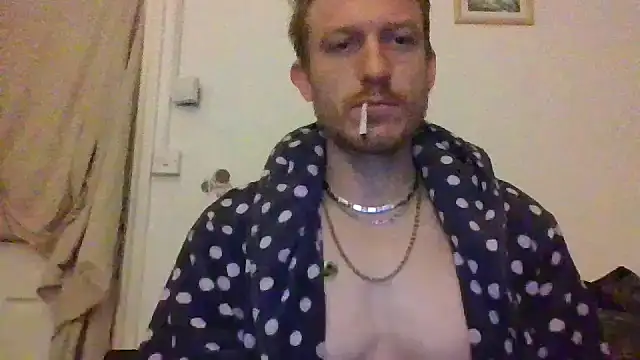 jigglethaypussi online show from November 16, 3:08 am