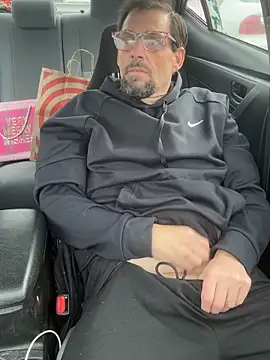 biggdaddyandqueenn online show from December 17, 6:47 pm