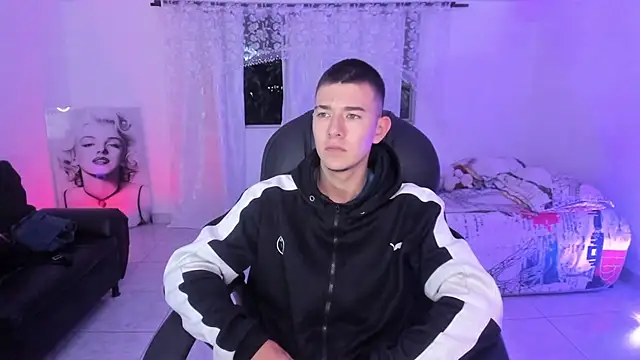 Aleck Boy online show from January 14, 11:26 am