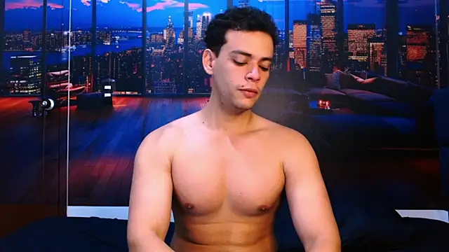 Liam Rosetti online show from November 29, 4:25 am