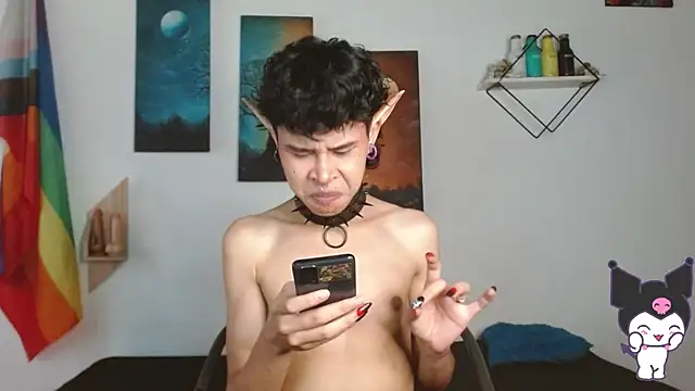 nicolai a online show from April 15, 7:58 pm