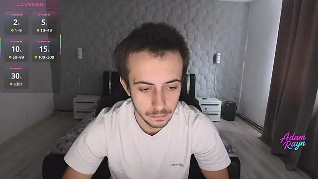 adamrayn online show from December 4, 8:10 am