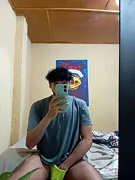 prototipoA45 online show from November 26, 4:04 am