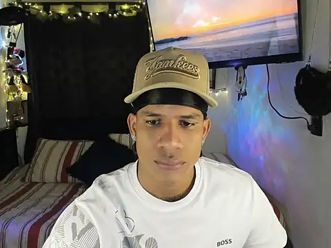 JUANBIGCOCK21CM online show from August 4, 2:32 pm