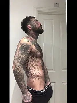 magicmichaell online show from December 1, 8:39 am