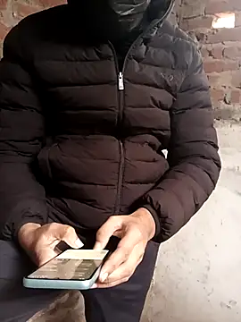 hotyyyyjonny online show from December 17, 6:42 am