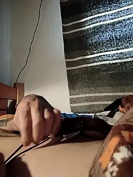 dlcjd  online show from April 30, 2:13 pm