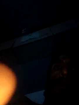 hotguy71000 online show from May 1, 2:26 am