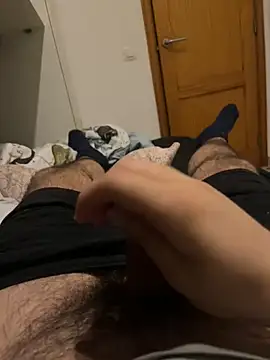 Yannick04 online show from April 5, 2:41 am