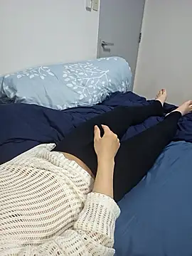 hinata 29 online show from April 17, 5:15 pm