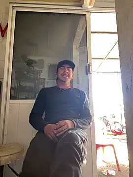 algila08 online show from March 5, 6:48 pm