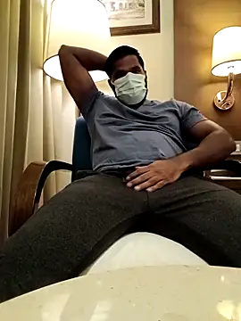 frolicme456 online show from November 26, 3:04 pm