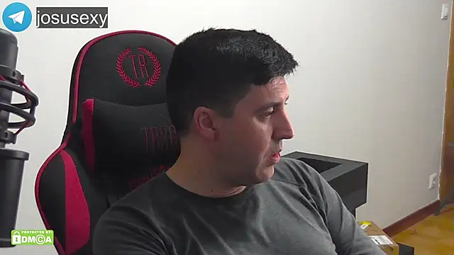 likihot online show from March 29, 7:03 pm