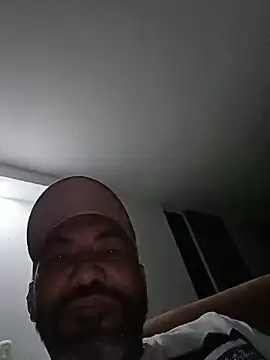 Calloyero2000 online show from May 21, 5:36 am