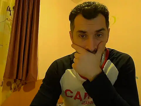 Brianhot8 online show from December 4, 9:22 pm