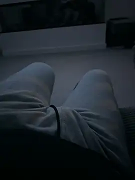 -bfc1882- online show from November 24, 10:55 pm