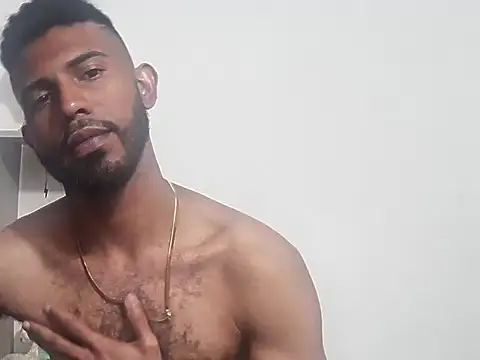 alberthot11 online show from June 19, 7:30 pm