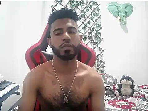 alberthot11 online show from December 5, 7:43 pm