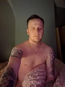 king-james online show from November 18, 10:45 pm