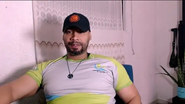 musclehetero online show from July 13, 4:20 pm