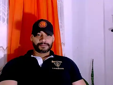 musclehetero online show from May 30, 4:34 am
