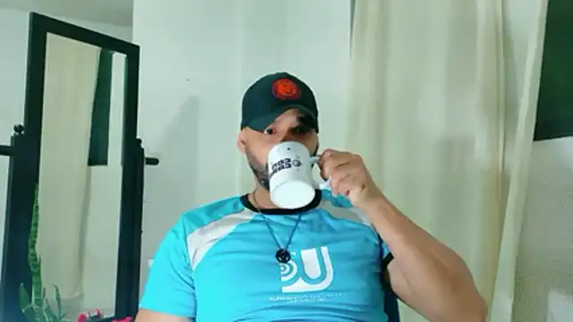 musclehetero online show from June 30, 11:00 am