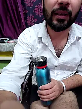 Cute Lucky online show from February 9, 8:57 pm