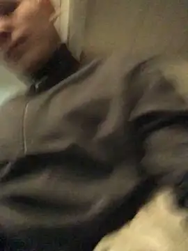 Spielzeugtwink online show from November 28, 10:44 pm