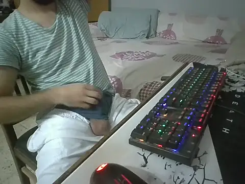 caiomurdock online show from November 21, 1:37 am