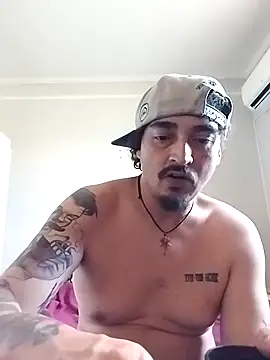 LUcyf3RmAl3696 online show from December 3, 3:51 pm