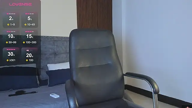 alan bless18 online show from November 22, 8:41 pm