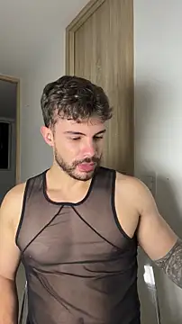 Valenthino Salvatore online show from November 30, 5:09 am